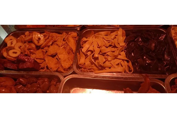 【如何科学的使用香料包】   一般情况下我们做卤味