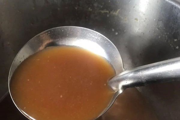 卤味背后的秘密：为何你的颜色和香味不如他人？