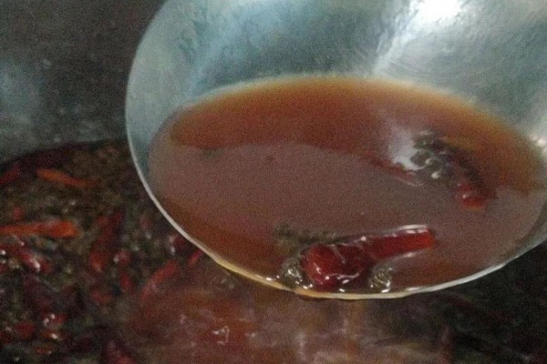 卤猪蹄做法和配方，软糯可口，超详细