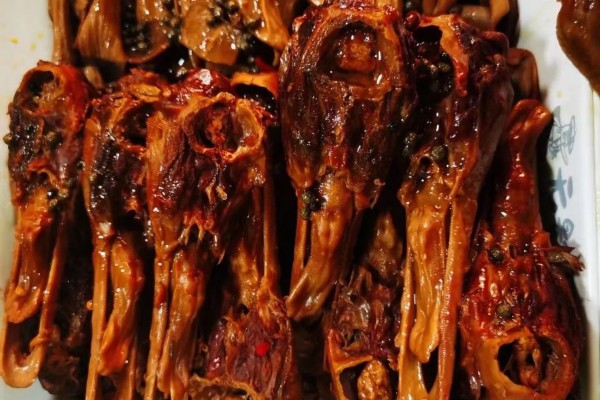 卤甲鱼的做法和配方，麻辣鲜香、操作简单