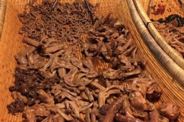 卤肥肠做法和配方，操作简单，超详细